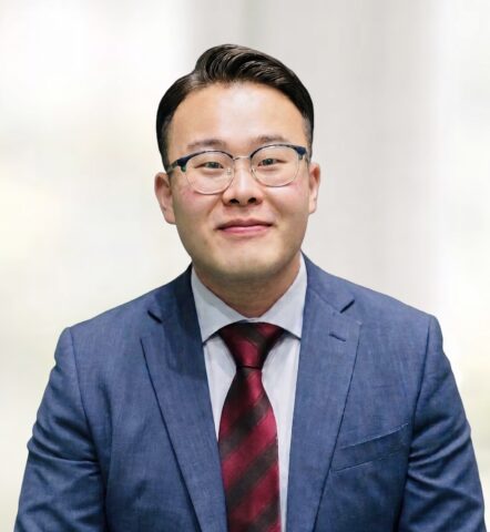 The Mind’s Shield Against Physical Decline: The Role of Self-Transcendence in the Well-being Paradox of Aging